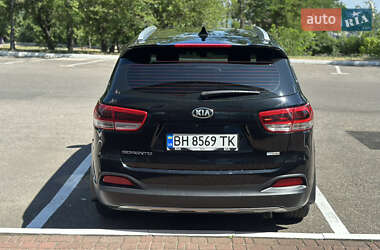 Внедорожник / Кроссовер Kia Sorento 2016 в 