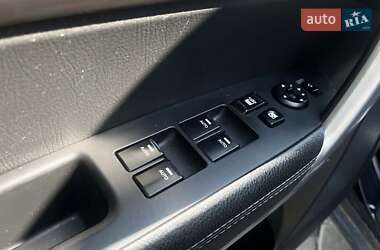 Внедорожник / Кроссовер Kia Sorento 2011 в 