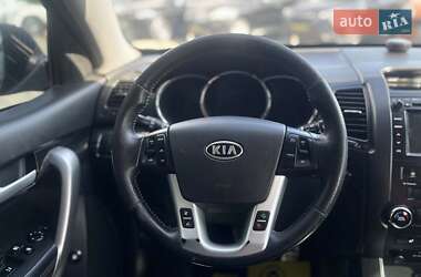 Внедорожник / Кроссовер Kia Sorento 2011 в 