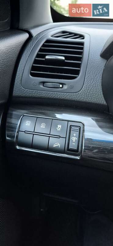 Внедорожник / Кроссовер Kia Sorento 2010 в Трускавце