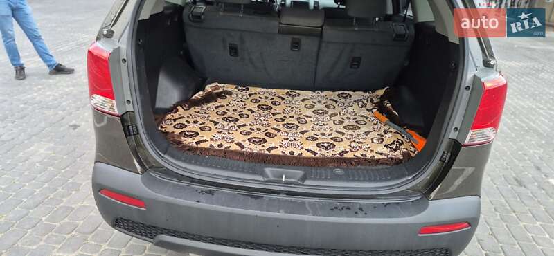 Внедорожник / Кроссовер Kia Sorento 2010 в Трускавце