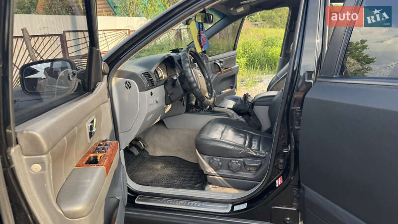 Позашляховик / Кросовер Kia Sorento 2006 в Десні