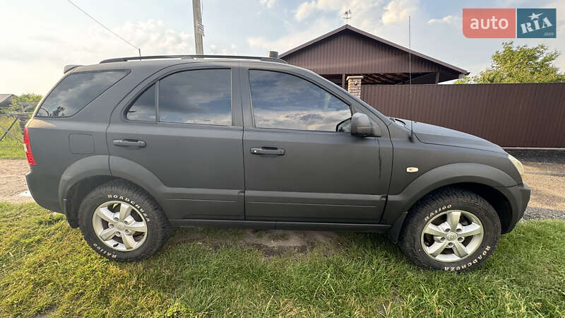 Позашляховик / Кросовер Kia Sorento 2006 в Десні