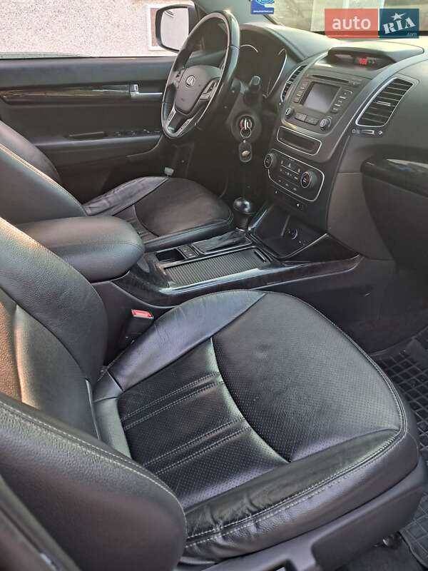 Внедорожник / Кроссовер Kia Sorento 2013 в Коломые фото 10 Внедорожник / Кроссовер Kia Sorento 2013 в Коломые