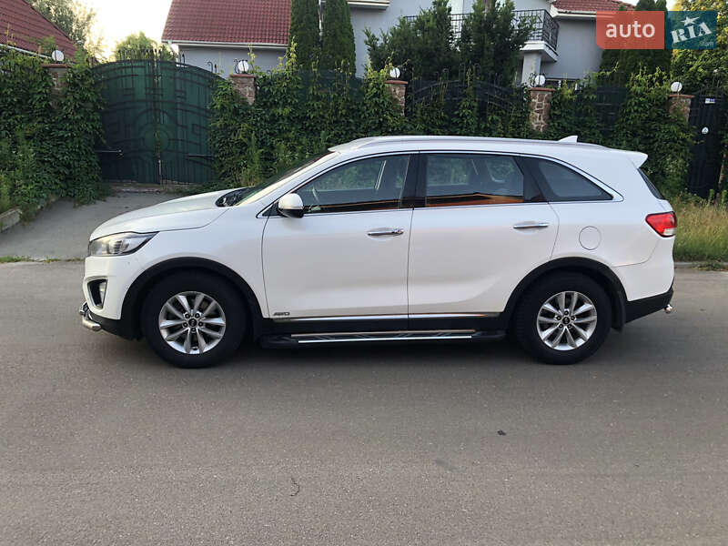 Позашляховик / Кросовер Kia Sorento 2015 в Києві