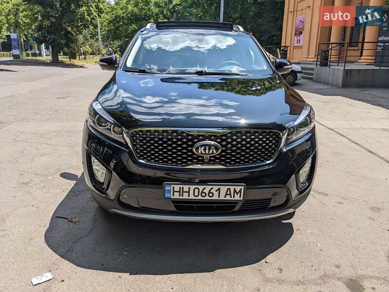 Позашляховик / Кросовер Kia Sorento 2016 в 