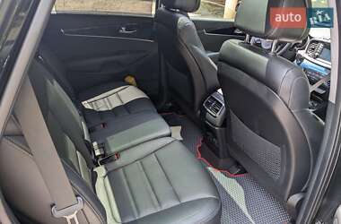Позашляховик / Кросовер Kia Sorento 2016 в 