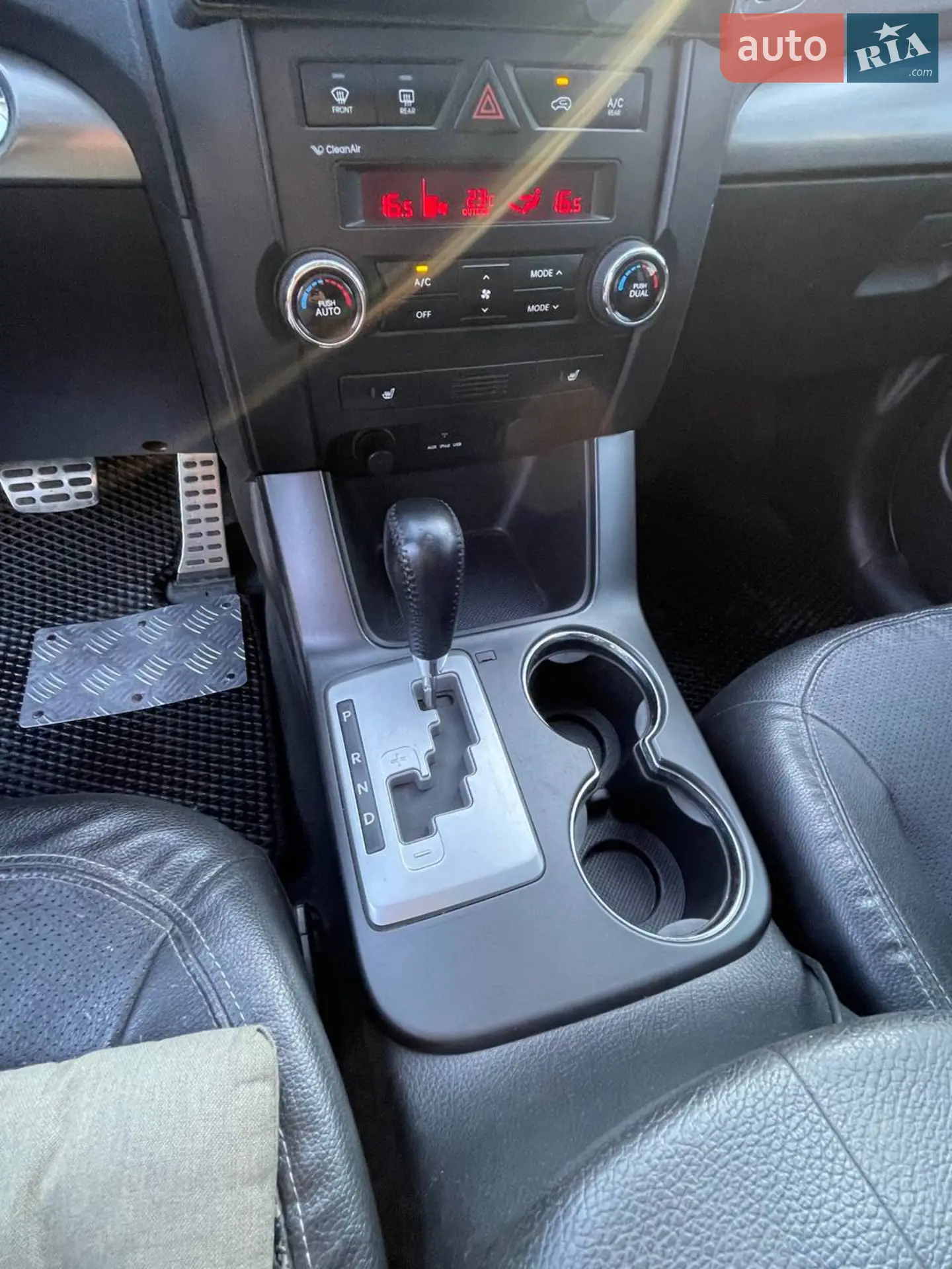 2010 Kia Sorento - мініатюра 17