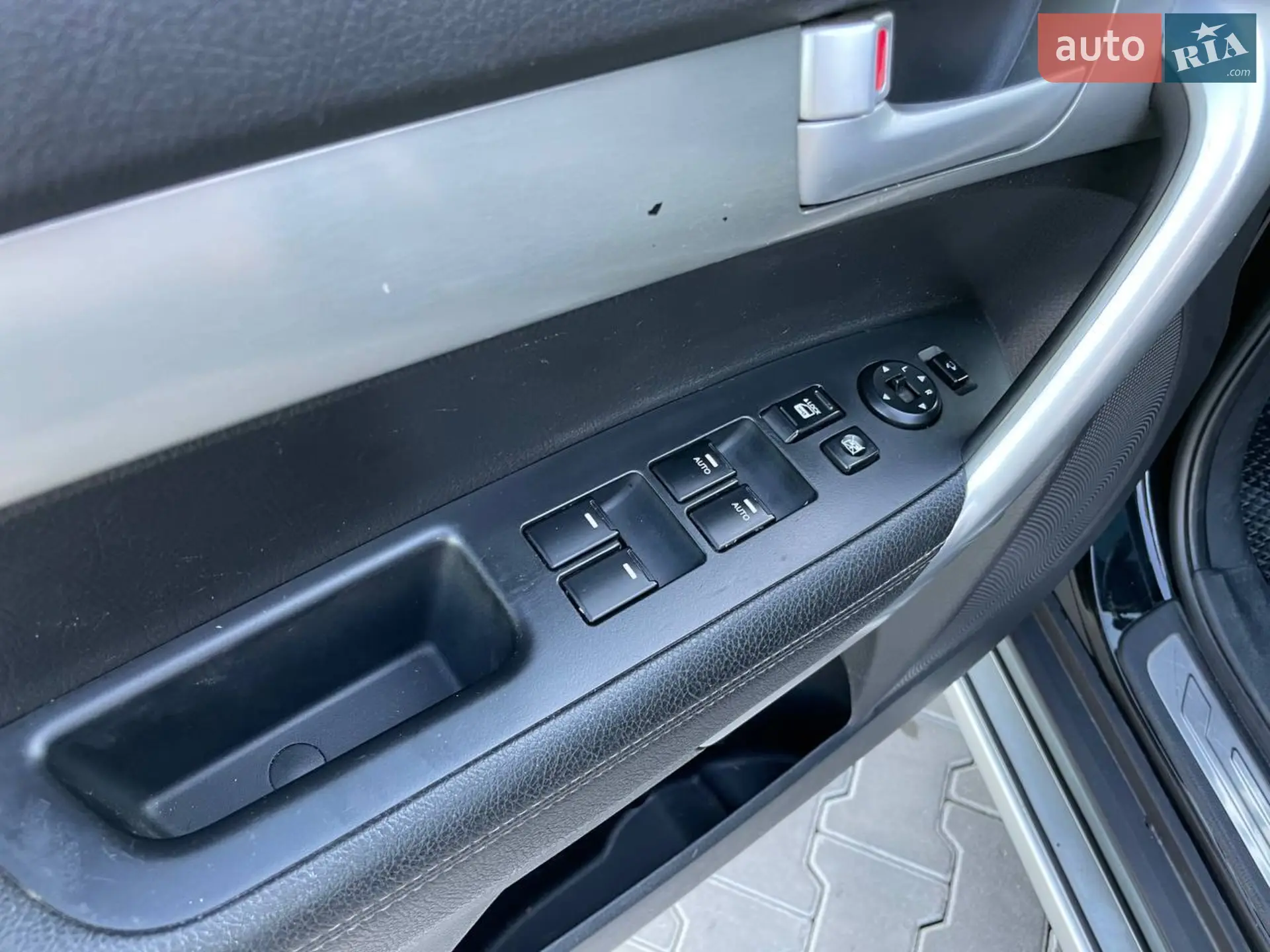 2010 Kia Sorento - мініатюра 26