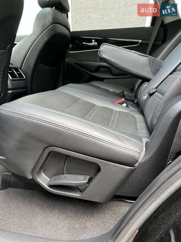 Внедорожник / Кроссовер Kia Sorento 2016 в Луцке