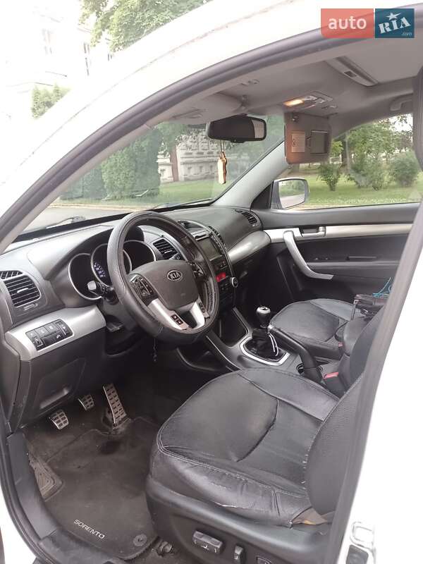 Позашляховик / Кросовер Kia Sorento 2011 в Іршаві