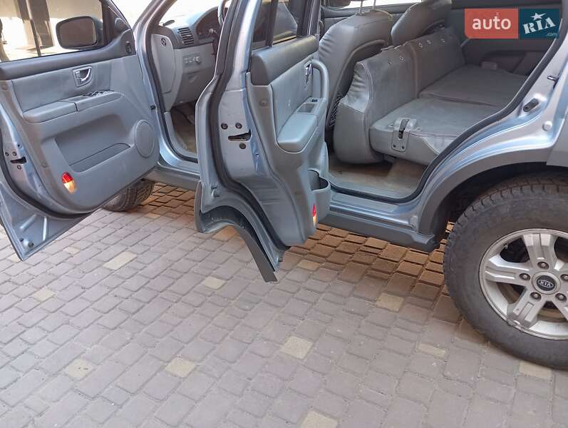 Внедорожник / Кроссовер Kia Sorento 2004 в Крыжополе