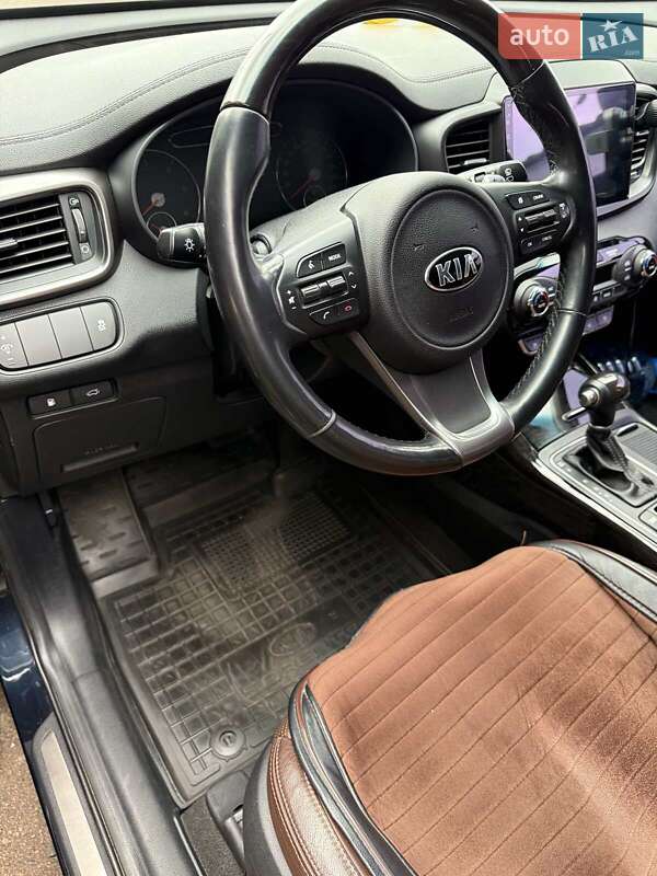 Внедорожник / Кроссовер Kia Sorento 2016 в Одессе