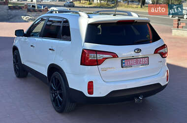 Внедорожник / Кроссовер Kia Sorento 2014 в 