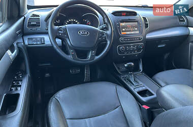 Внедорожник / Кроссовер Kia Sorento 2014 в 