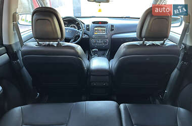 Внедорожник / Кроссовер Kia Sorento 2014 в 