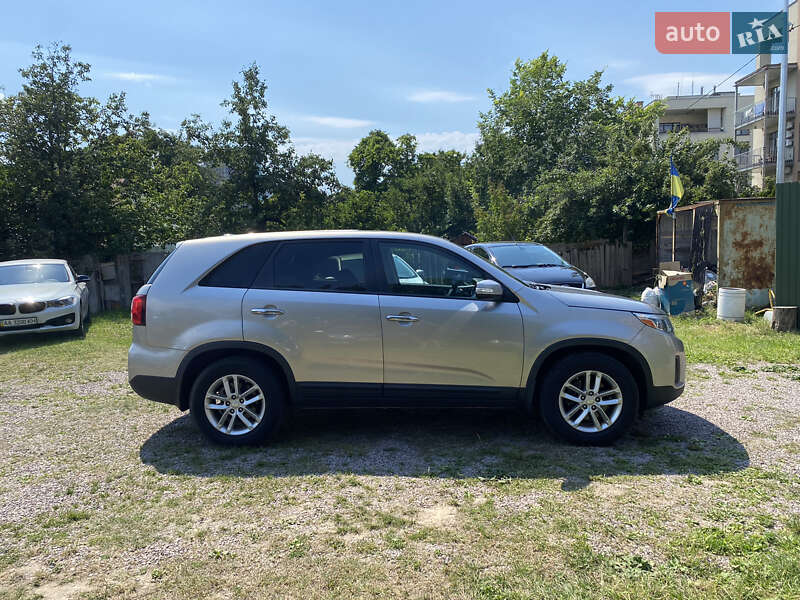 Внедорожник / Кроссовер Kia Sorento 2014 в Киеве