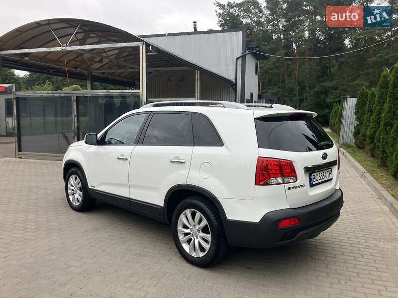 Позашляховик / Кросовер Kia Sorento 2010 в Львові