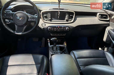 Внедорожник / Кроссовер Kia Sorento 2017 в 