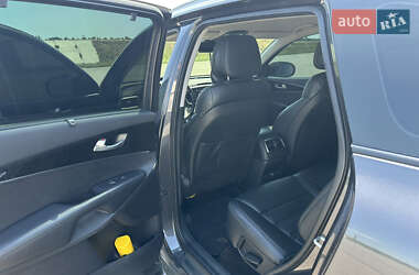 Позашляховик / Кросовер Kia Sorento 2014 в 