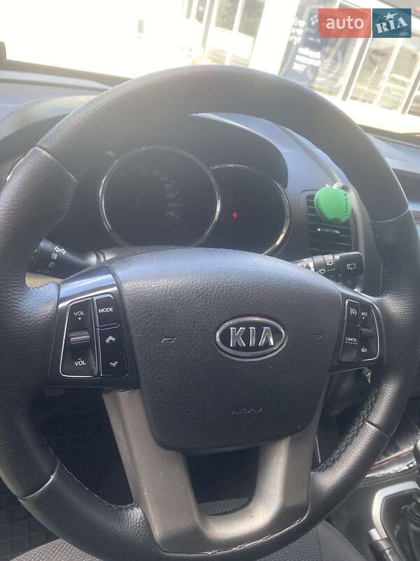 Внедорожник / Кроссовер Kia Sorento 2010 в Житомире