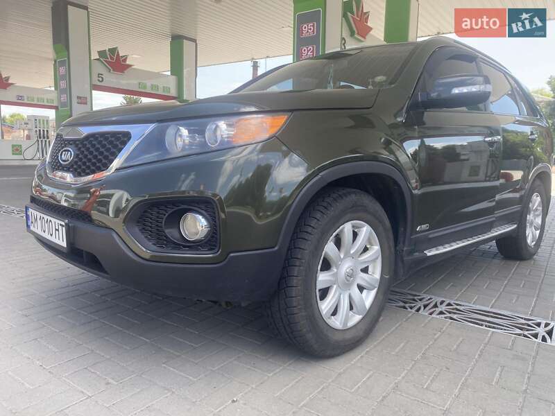 Внедорожник / Кроссовер Kia Sorento 2010 в Житомире