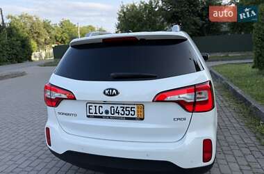 Внедорожник / Кроссовер Kia Sorento 2012 в 