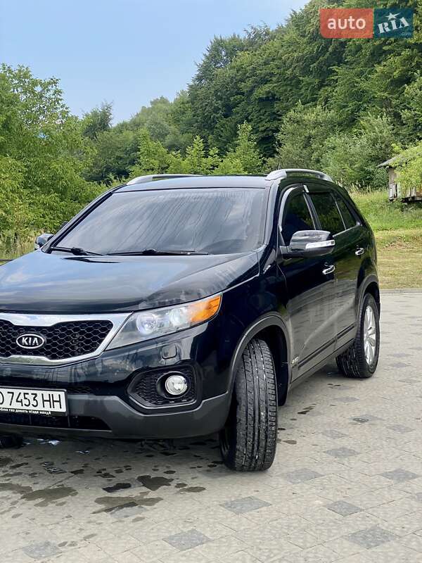 Позашляховик / Кросовер Kia Sorento 2010 в Тячеві