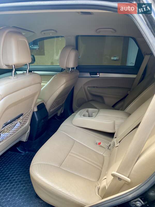 Позашляховик / Кросовер Kia Sorento 2010 в Тячеві