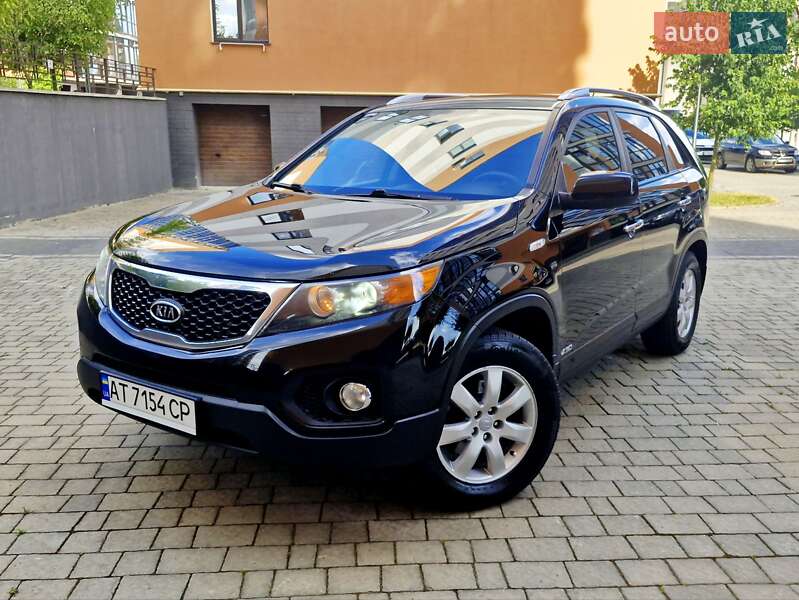 Внедорожник / Кроссовер Kia Sorento 2010 в Ивано-Франковске
