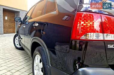 Внедорожник / Кроссовер Kia Sorento 2010 в 