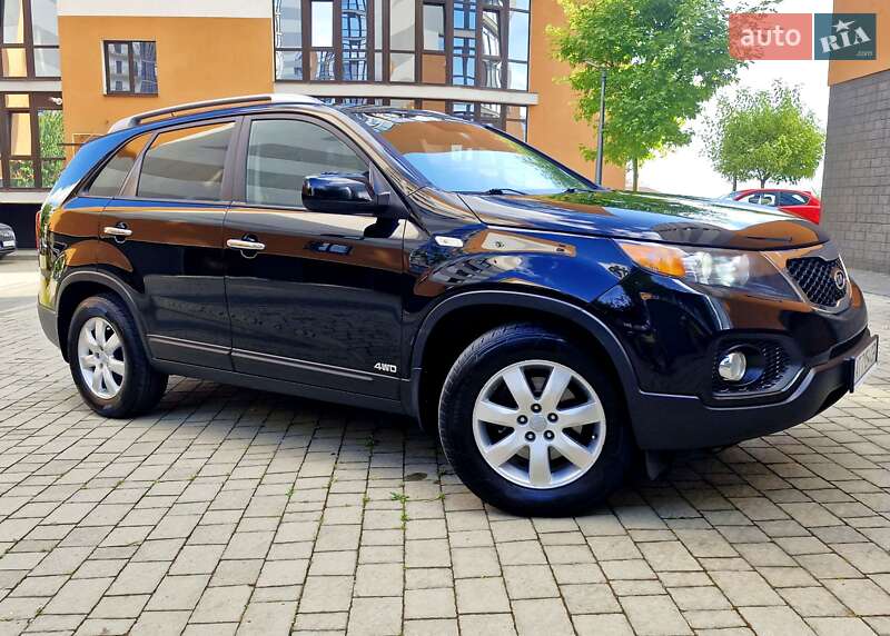 Внедорожник / Кроссовер Kia Sorento 2010 в Ивано-Франковске