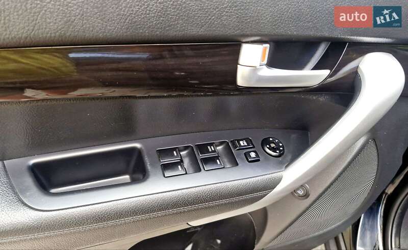 Внедорожник / Кроссовер Kia Sorento 2010 в Ивано-Франковске