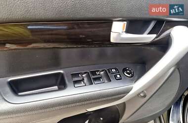 Внедорожник / Кроссовер Kia Sorento 2010 в 