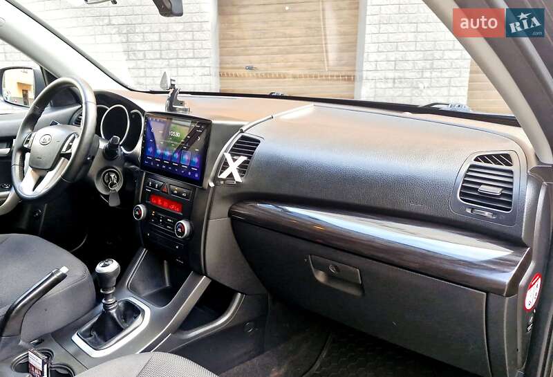 Внедорожник / Кроссовер Kia Sorento 2010 в Ивано-Франковске
