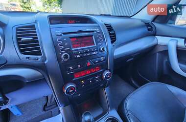 Внедорожник / Кроссовер Kia Sorento 2012 в 