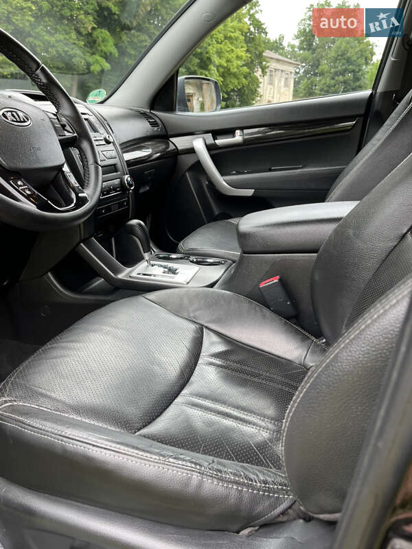 Внедорожник / Кроссовер Kia Sorento 2010 в Бродах