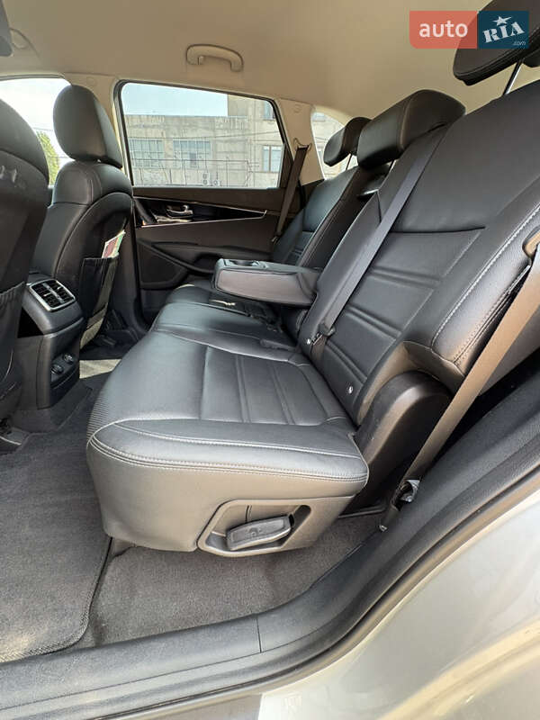 Внедорожник / Кроссовер Kia Sorento 2018 в Киеве