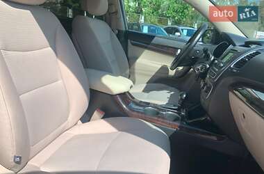 Внедорожник / Кроссовер Kia Sorento 2013 в 
