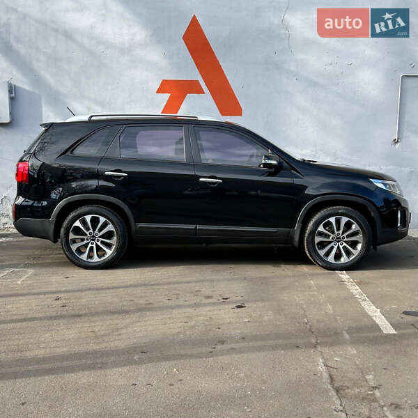 Позашляховик / Кросовер Kia Sorento 2012 в Одесі