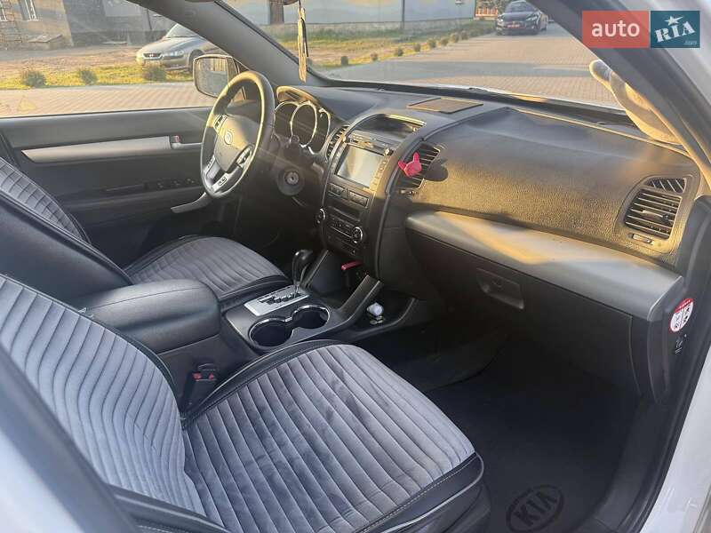 Внедорожник / Кроссовер Kia Sorento 2011 в Рокитном