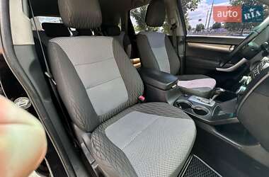 Внедорожник / Кроссовер Kia Sorento 2011 в 