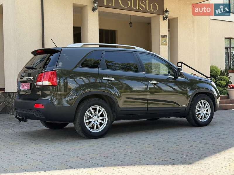 Внедорожник / Кроссовер Kia Sorento 2010 в Стрые