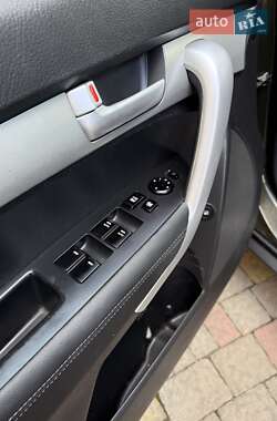 Внедорожник / Кроссовер Kia Sorento 2010 в 