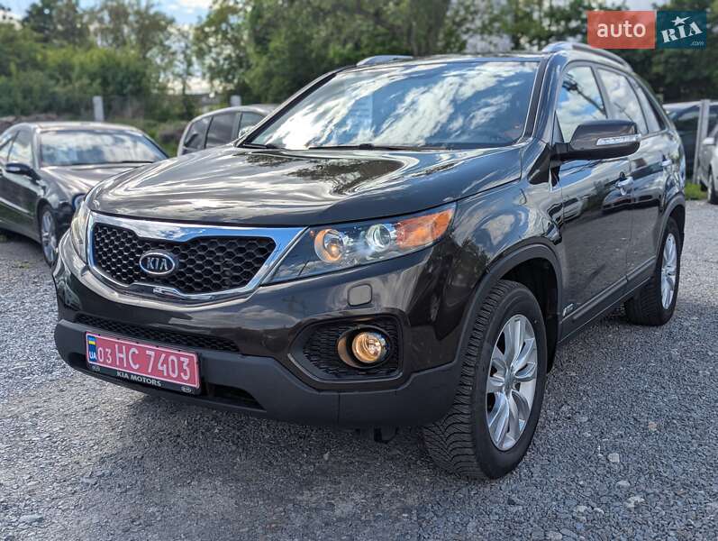 Внедорожник / Кроссовер Kia Sorento 2011 в Ровно