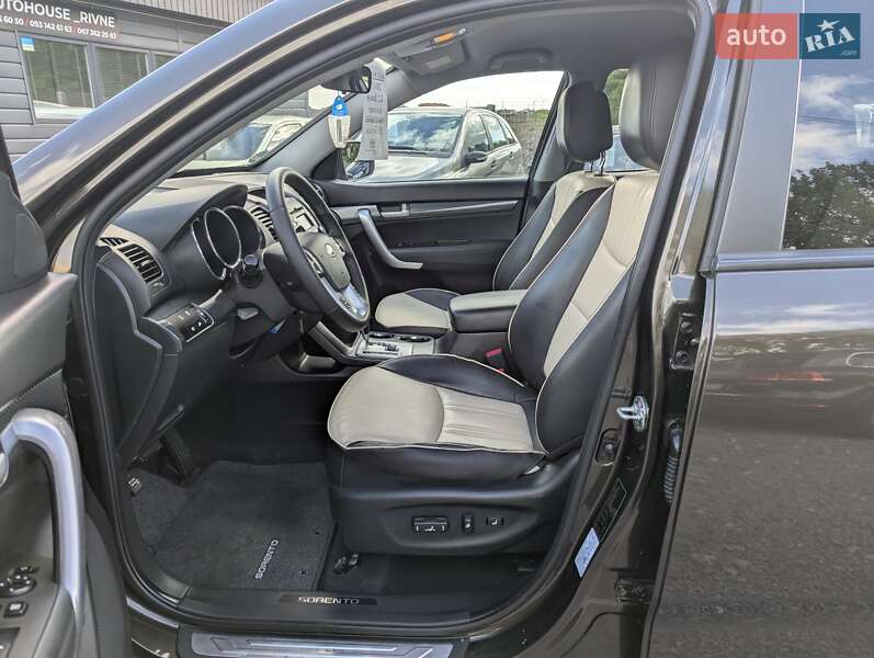 Внедорожник / Кроссовер Kia Sorento 2011 в Ровно
