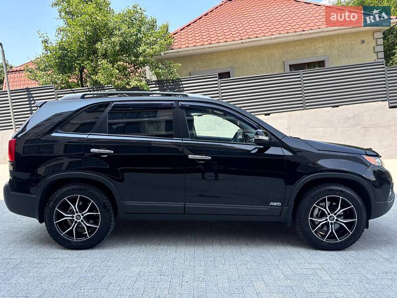 Внедорожник / Кроссовер Kia Sorento 2012 в Одессе