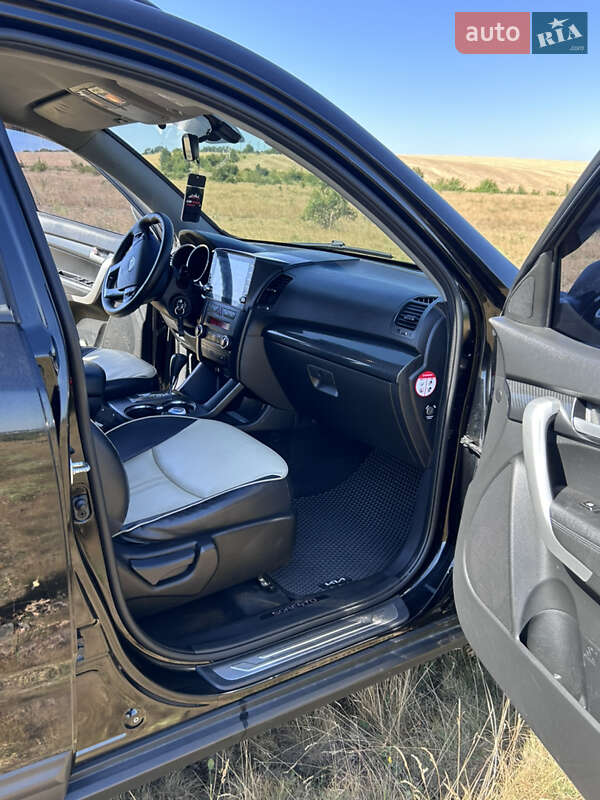 Внедорожник / Кроссовер Kia Sorento 2010 в Бершади