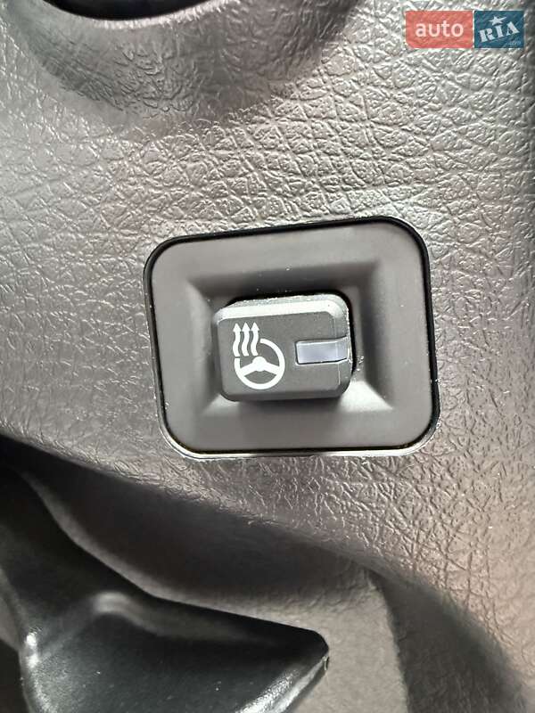 Позашляховик / Кросовер Kia Sorento 2014 в Стрию