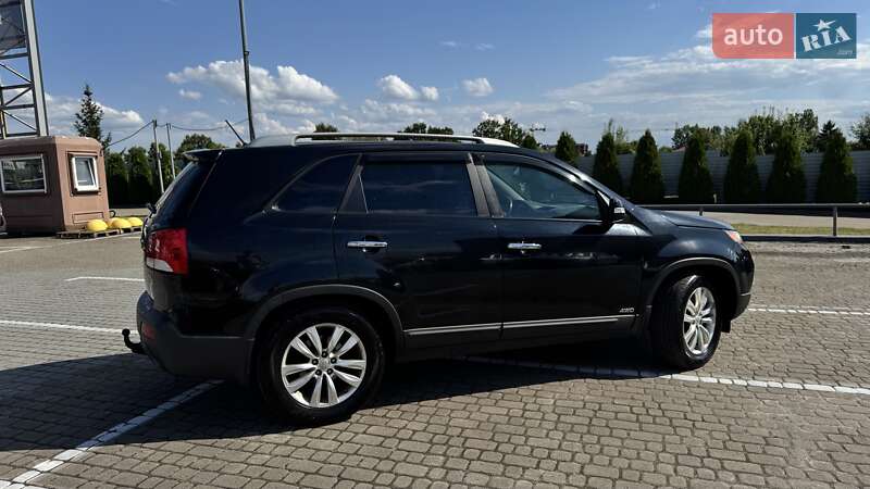 Позашляховик / Кросовер Kia Sorento 2010 в Львові